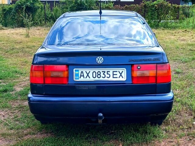 Синій Фольксваген Пассат, об'ємом двигуна 2 л та пробігом 450 тис. км за 3900 $, фото 2 на Automoto.ua