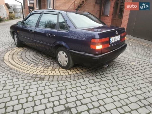 Синій Фольксваген Пассат, об'ємом двигуна 1.8 л та пробігом 348 тис. км за 1350 $, фото 18 на Automoto.ua