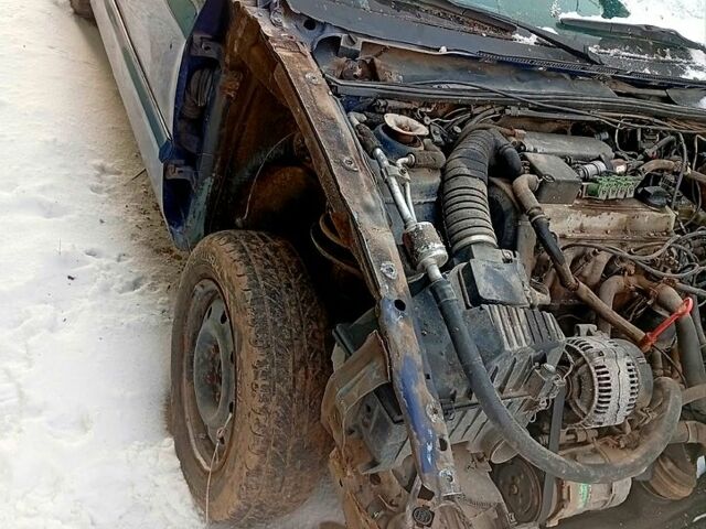 Синій Фольксваген Пассат, об'ємом двигуна 2 л та пробігом 0 тис. км за 750 $, фото 5 на Automoto.ua