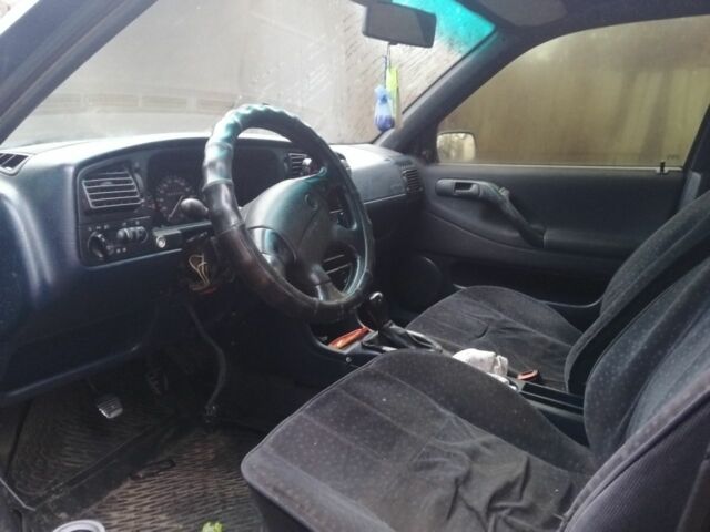 Синій Фольксваген Пассат, об'ємом двигуна 2 л та пробігом 300 тис. км за 2500 $, фото 7 на Automoto.ua