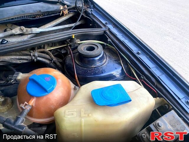 Синий Фольксваген Пассат, объемом двигателя 2.8 л и пробегом 340 тыс. км за 1999 $, фото 12 на Automoto.ua