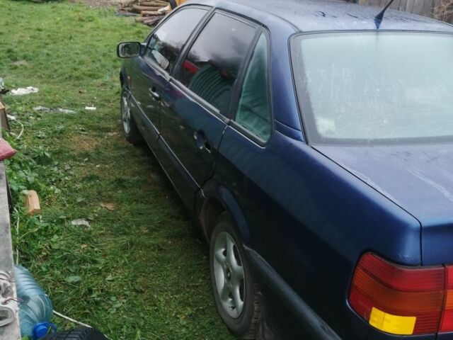 Синій Фольксваген Пассат, об'ємом двигуна 2 л та пробігом 300 тис. км за 2500 $, фото 3 на Automoto.ua