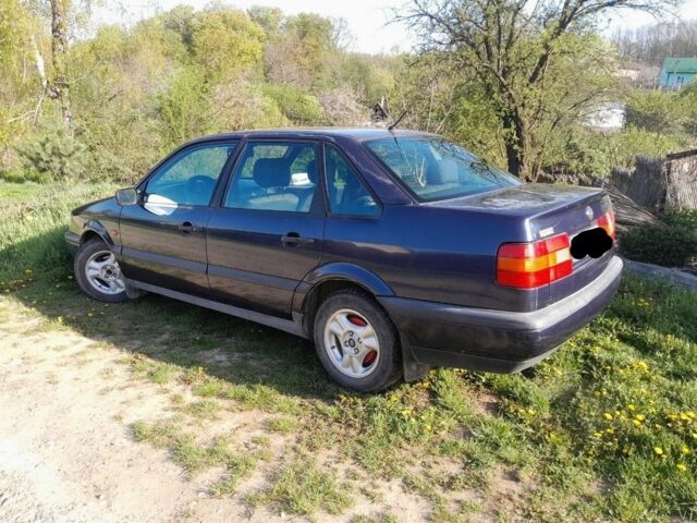 Синий Фольксваген Пассат, объемом двигателя 0 л и пробегом 528 тыс. км за 2400 $, фото 6 на Automoto.ua