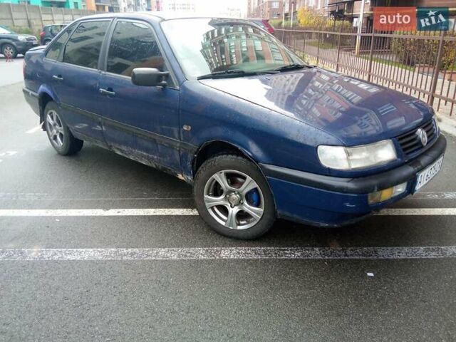 Синій Фольксваген Пассат, об'ємом двигуна 1.78 л та пробігом 322 тис. км за 1750 $, фото 6 на Automoto.ua