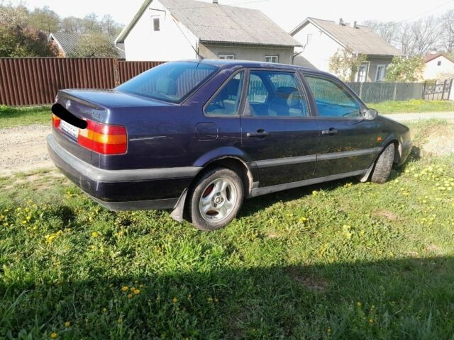 Синий Фольксваген Пассат, объемом двигателя 0 л и пробегом 528 тыс. км за 2400 $, фото 2 на Automoto.ua