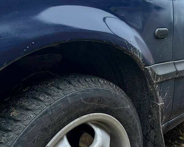 Синий Фольксваген Пассат, объемом двигателя 1.8 л и пробегом 359 тыс. км за 2350 $, фото 8 на Automoto.ua