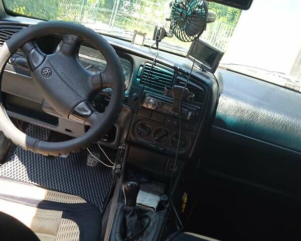 Синій Фольксваген Пассат, об'ємом двигуна 1.98 л та пробігом 390 тис. км за 2000 $, фото 2 на Automoto.ua