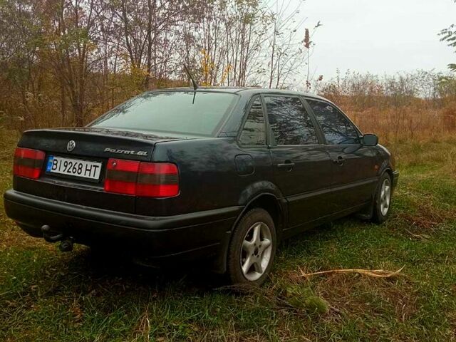 Синий Фольксваген Пассат, объемом двигателя 2 л и пробегом 400 тыс. км за 2100 $, фото 2 на Automoto.ua