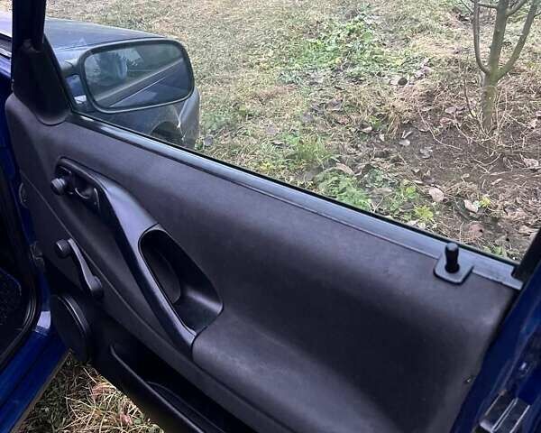 Синий Фольксваген Пассат, объемом двигателя 1.8 л и пробегом 359 тыс. км за 2350 $, фото 25 на Automoto.ua