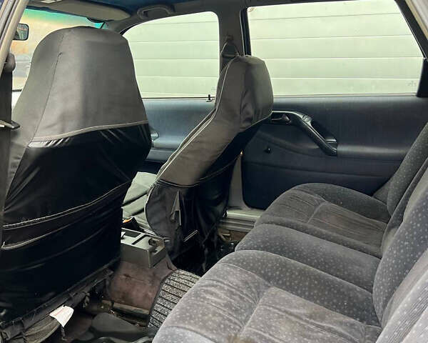 Синий Фольксваген Пассат, объемом двигателя 2 л и пробегом 200 тыс. км за 2150 $, фото 10 на Automoto.ua