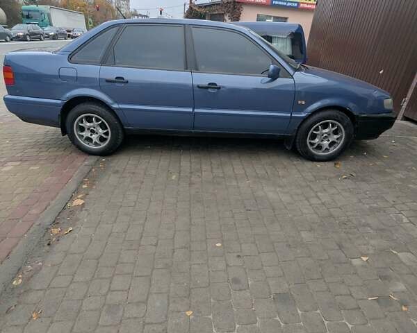 Синій Фольксваген Пассат, об'ємом двигуна 1.78 л та пробігом 351 тис. км за 1600 $, фото 10 на Automoto.ua