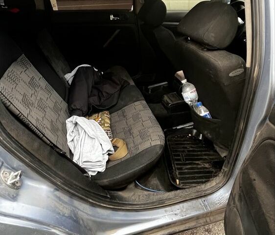 Синій Фольксваген Пассат, об'ємом двигуна 1.9 л та пробігом 450 тис. км за 2000 $, фото 7 на Automoto.ua