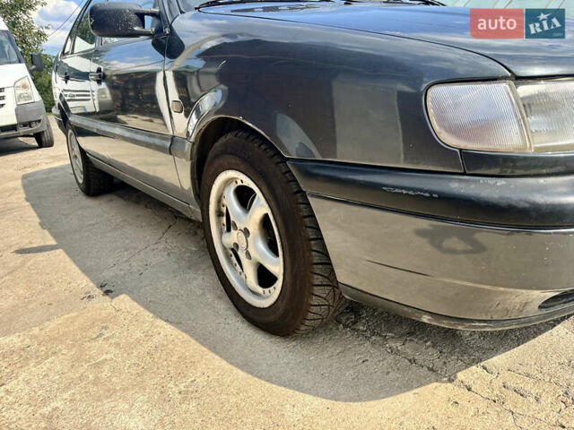 Синий Фольксваген Пассат, объемом двигателя 1.8 л и пробегом 150 тыс. км за 2500 $, фото 6 на Automoto.ua