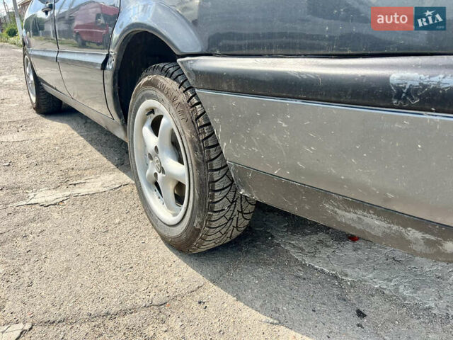 Синий Фольксваген Пассат, объемом двигателя 1.8 л и пробегом 150 тыс. км за 2500 $, фото 9 на Automoto.ua