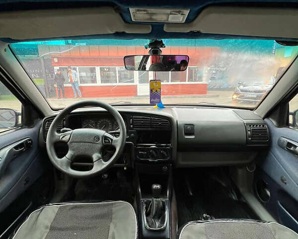 Синий Фольксваген Пассат, объемом двигателя 2 л и пробегом 200 тыс. км за 2150 $, фото 8 на Automoto.ua