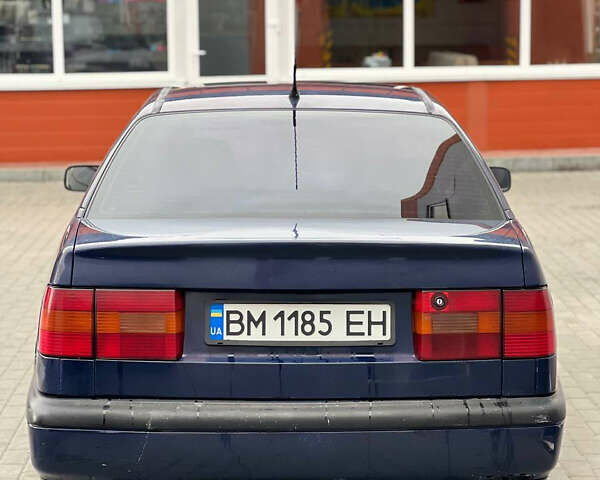 Синий Фольксваген Пассат, объемом двигателя 2 л и пробегом 200 тыс. км за 2150 $, фото 5 на Automoto.ua