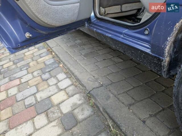 Синій Фольксваген Пассат, об'ємом двигуна 1.78 л та пробігом 351 тис. км за 1600 $, фото 19 на Automoto.ua