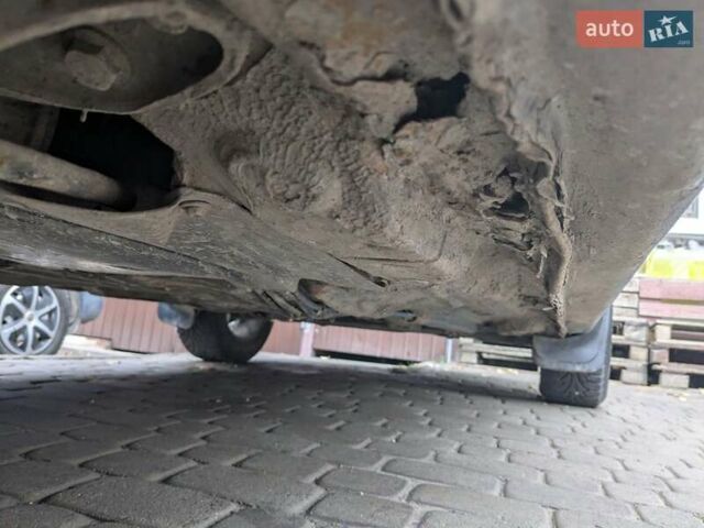 Синій Фольксваген Пассат, об'ємом двигуна 1.78 л та пробігом 351 тис. км за 1600 $, фото 9 на Automoto.ua