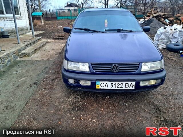 Синий Фольксваген Пассат, объемом двигателя 2 л и пробегом 0 тыс. км за 1350 $, фото 2 на Automoto.ua