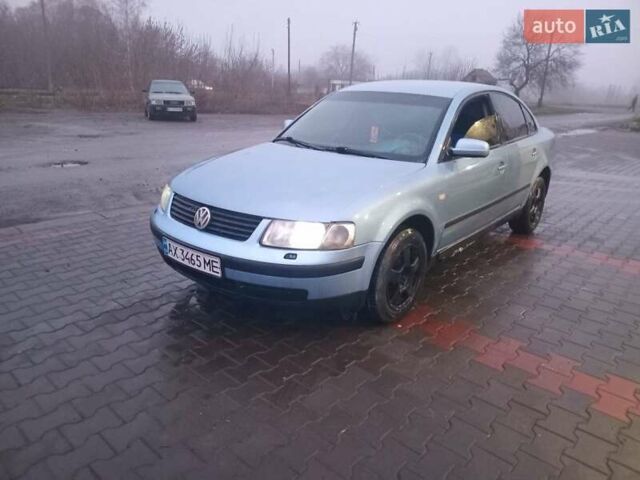 Синий Фольксваген Пассат, объемом двигателя 1.8 л и пробегом 444 тыс. км за 3100 $, фото 3 на Automoto.ua