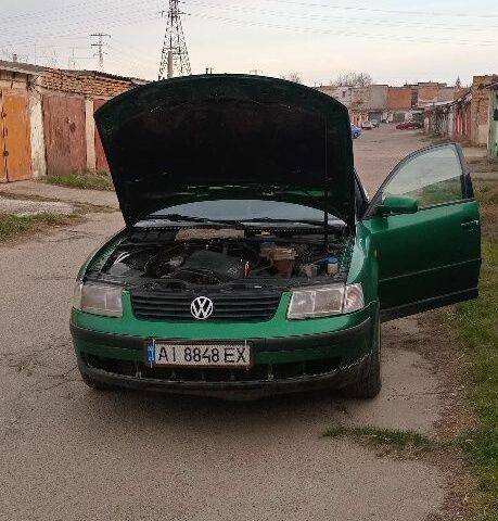 Синий Фольксваген Пассат, объемом двигателя 1.9 л и пробегом 360 тыс. км за 2600 $, фото 5 на Automoto.ua