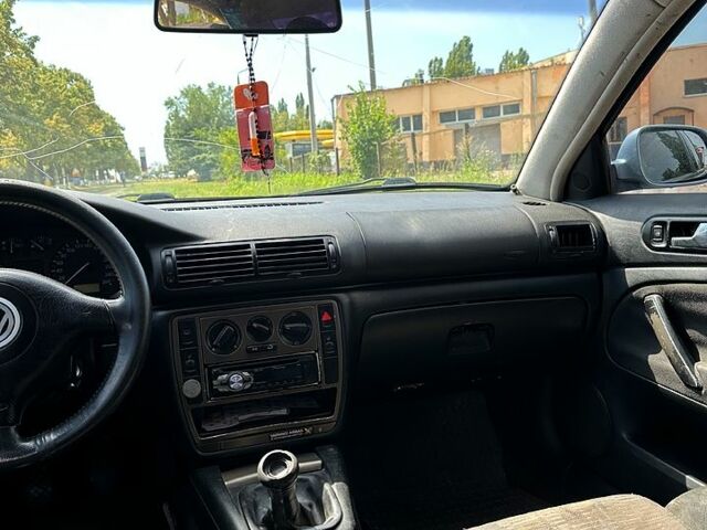 Синій Фольксваген Пассат, об'ємом двигуна 1.8 л та пробігом 0 тис. км за 3250 $, фото 6 на Automoto.ua