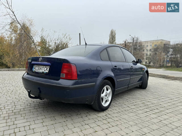 Синий Фольксваген Пассат, объемом двигателя 1.6 л и пробегом 444 тыс. км за 2650 $, фото 10 на Automoto.ua