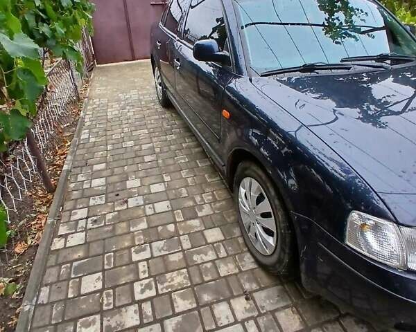Синій Фольксваген Пассат, об'ємом двигуна 1.78 л та пробігом 470 тис. км за 3500 $, фото 9 на Automoto.ua