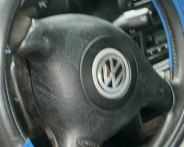 Синій Фольксваген Пассат, об'ємом двигуна 1.78 л та пробігом 470 тис. км за 3500 $, фото 11 на Automoto.ua