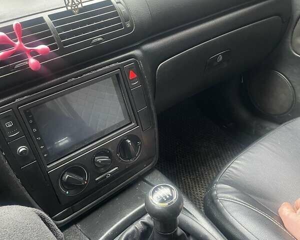 Синий Фольксваген Пассат, объемом двигателя 1.9 л и пробегом 427 тыс. км за 3500 $, фото 7 на Automoto.ua