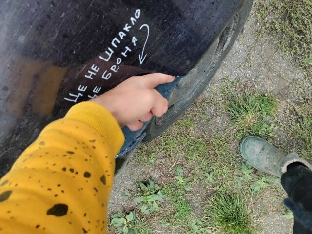 Синий Фольксваген Пассат, объемом двигателя 1.9 л и пробегом 500 тыс. км за 800 $, фото 4 на Automoto.ua