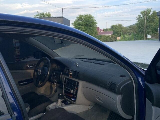 Синий Фольксваген Пассат, объемом двигателя 1.8 л и пробегом 390 тыс. км за 3200 $, фото 4 на Automoto.ua