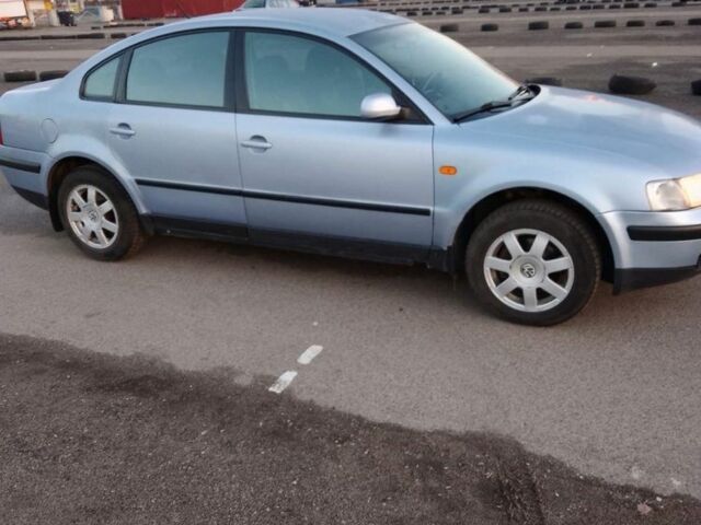 Синий Фольксваген Пассат, объемом двигателя 0 л и пробегом 220 тыс. км за 4750 $, фото 6 на Automoto.ua