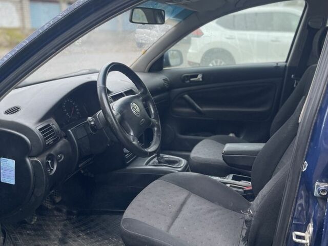 Синій Фольксваген Пассат, об'ємом двигуна 1.9 л та пробігом 200 тис. км за 1650 $, фото 4 на Automoto.ua