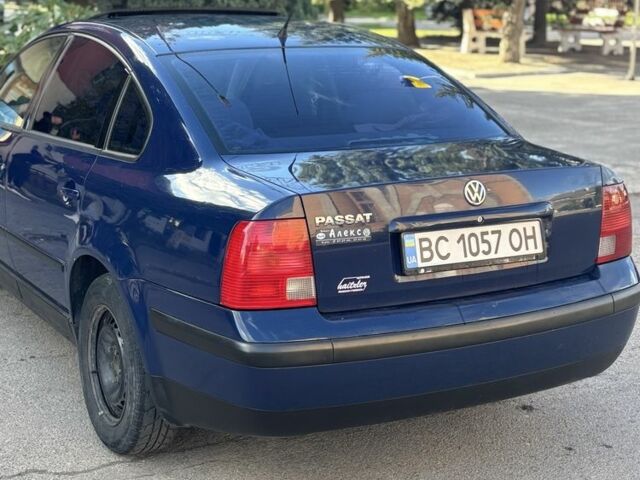 Синий Фольксваген Пассат, объемом двигателя 1.6 л и пробегом 3 тыс. км за 3400 $, фото 3 на Automoto.ua