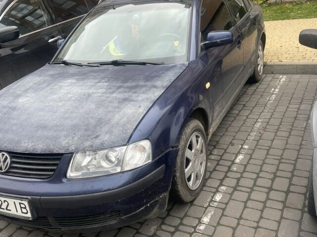 Синий Фольксваген Пассат, объемом двигателя 1.9 л и пробегом 427 тыс. км за 3500 $, фото 6 на Automoto.ua