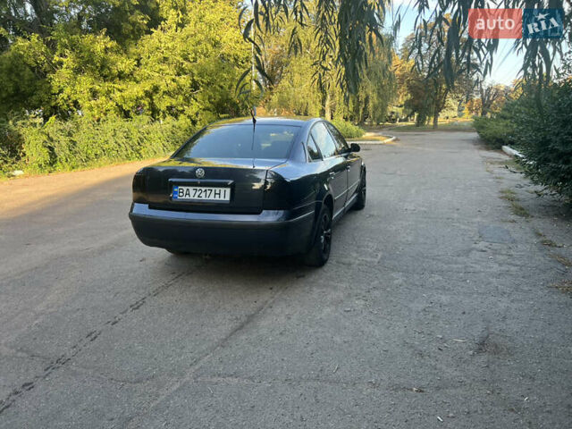 Синий Фольксваген Пассат, объемом двигателя 1.9 л и пробегом 430 тыс. км за 4500 $, фото 7 на Automoto.ua