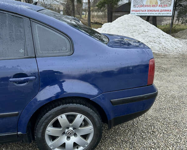Синий Фольксваген Пассат, объемом двигателя 1.9 л и пробегом 400 тыс. км за 3599 $, фото 1 на Automoto.ua