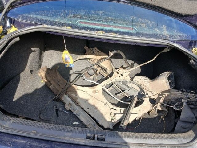 Синий Фольксваген Пассат, объемом двигателя 0 л и пробегом 300 тыс. км за 800 $, фото 1 на Automoto.ua