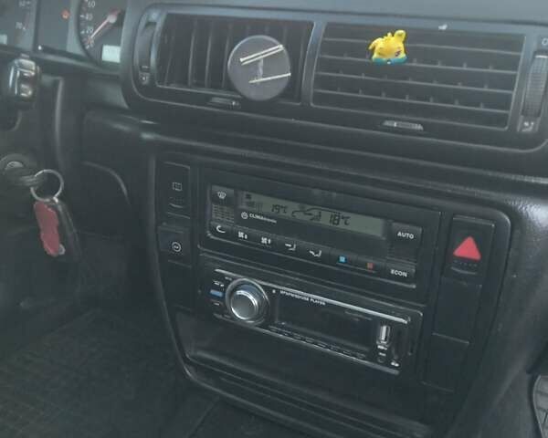 Синій Фольксваген Пассат, об'ємом двигуна 1.78 л та пробігом 447 тис. км за 2900 $, фото 11 на Automoto.ua