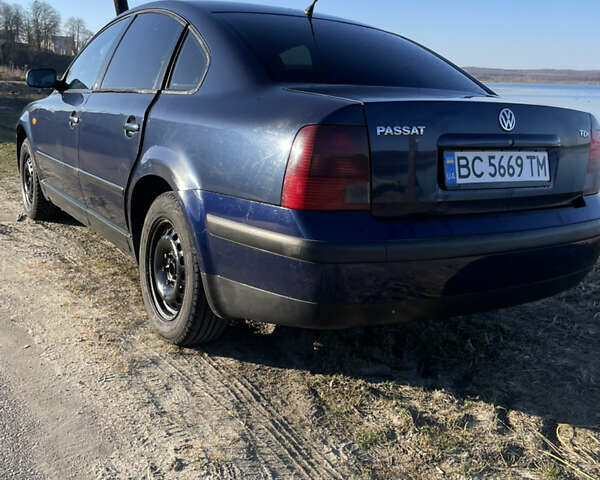 Синій Фольксваген Пассат, об'ємом двигуна 1.9 л та пробігом 401 тис. км за 3000 $, фото 11 на Automoto.ua