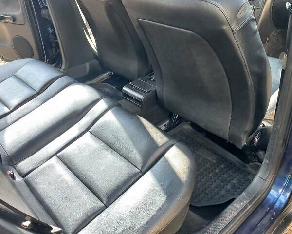 Синій Фольксваген Пассат, об'ємом двигуна 1.6 л та пробігом 403 тис. км за 3800 $, фото 24 на Automoto.ua