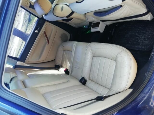 Синий Фольксваген Пассат, объемом двигателя 1.8 л и пробегом 300 тыс. км за 3800 $, фото 3 на Automoto.ua