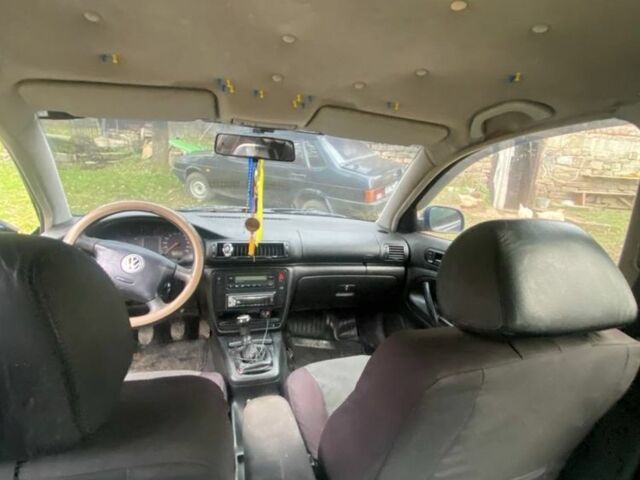 Синій Фольксваген Пассат, об'ємом двигуна 1.9 л та пробігом 400 тис. км за 1996 $, фото 4 на Automoto.ua