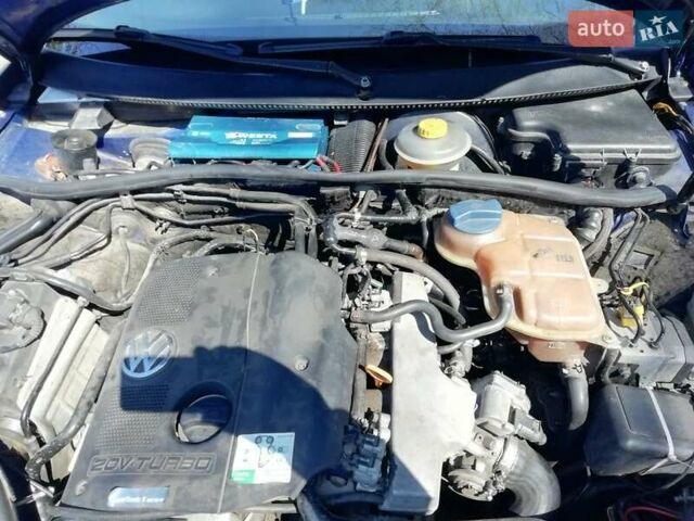 Синий Фольксваген Пассат, объемом двигателя 1.8 л и пробегом 300 тыс. км за 3800 $, фото 3 на Automoto.ua