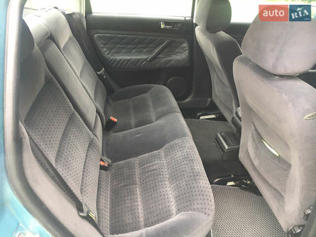 Синий Фольксваген Пассат, объемом двигателя 1.6 л и пробегом 285 тыс. км за 3750 $, фото 14 на Automoto.ua