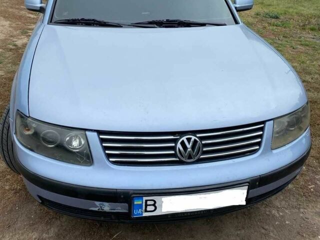 Синий Фольксваген Пассат, объемом двигателя 1.9 л и пробегом 377 тыс. км за 2650 $, фото 2 на Automoto.ua