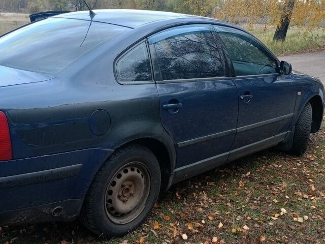 Синий Фольксваген Пассат, объемом двигателя 1.8 л и пробегом 283 тыс. км за 2650 $, фото 8 на Automoto.ua