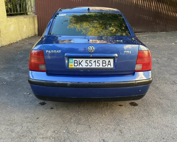 Синій Фольксваген Пассат, об'ємом двигуна 1.9 л та пробігом 356 тис. км за 3500 $, фото 1 на Automoto.ua