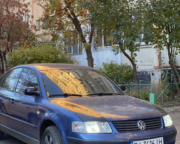 Синий Фольксваген Пассат, объемом двигателя 1.9 л и пробегом 500 тыс. км за 4000 $, фото 6 на Automoto.ua